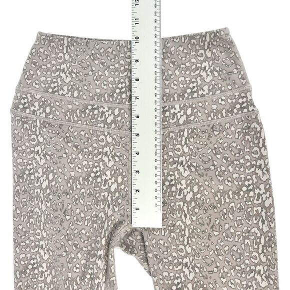 Varley Let’s Move Tan Cluster Leopard 7/8 Leggings Size Small - Picture 4 of 6